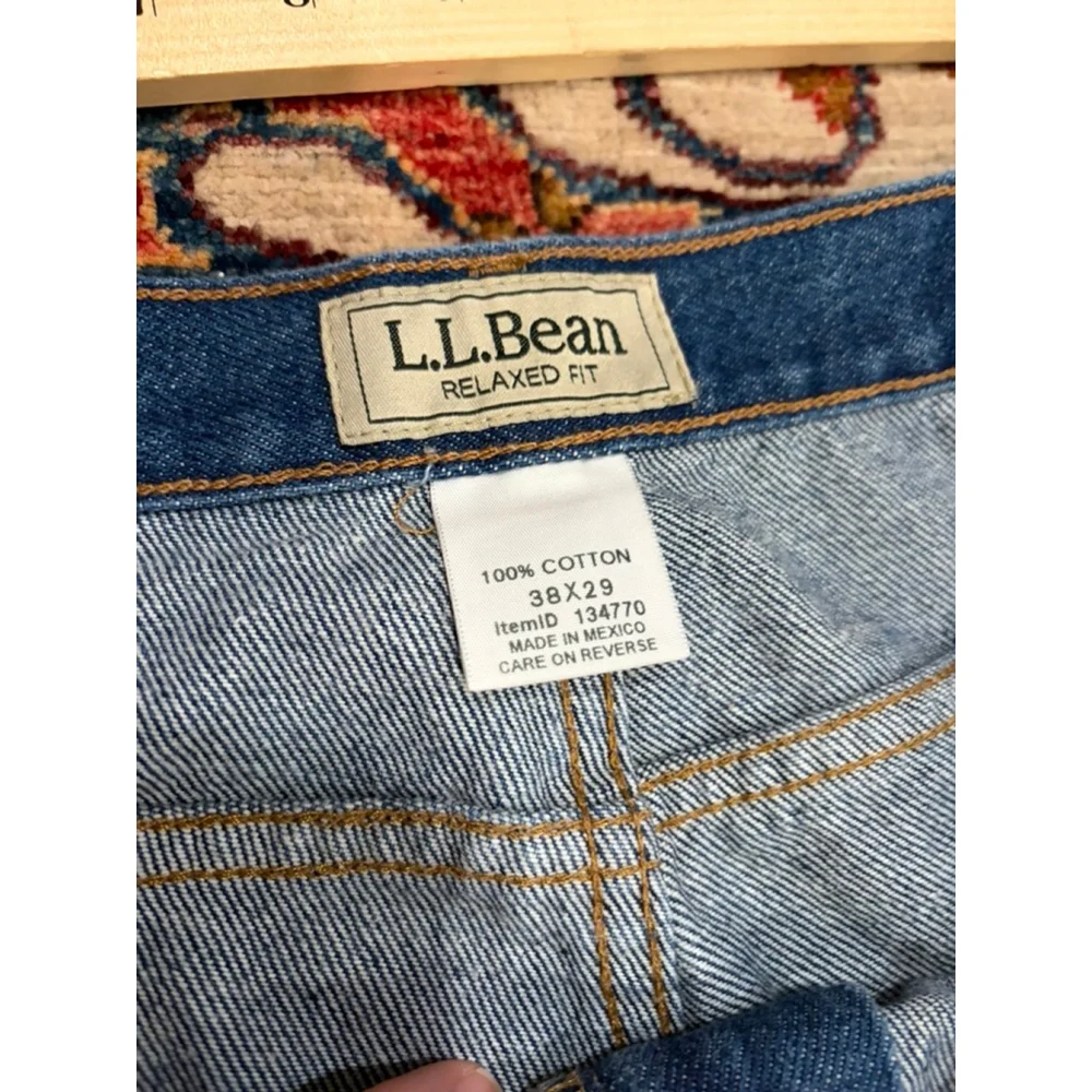L.L.Bean Relaxed Fit Jeans Men 38x29 Blue Denim Cotton USA Classic